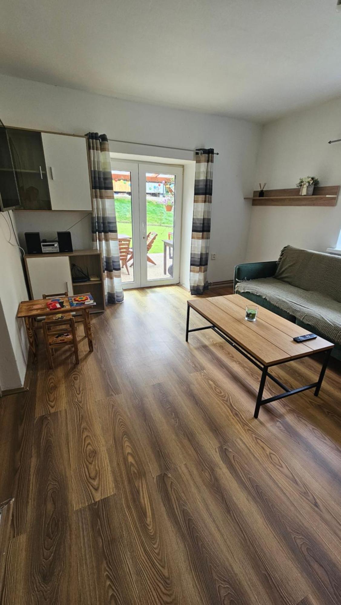 Farma U Lesa Apartment ฮลินสโก ภายนอก รูปภาพ